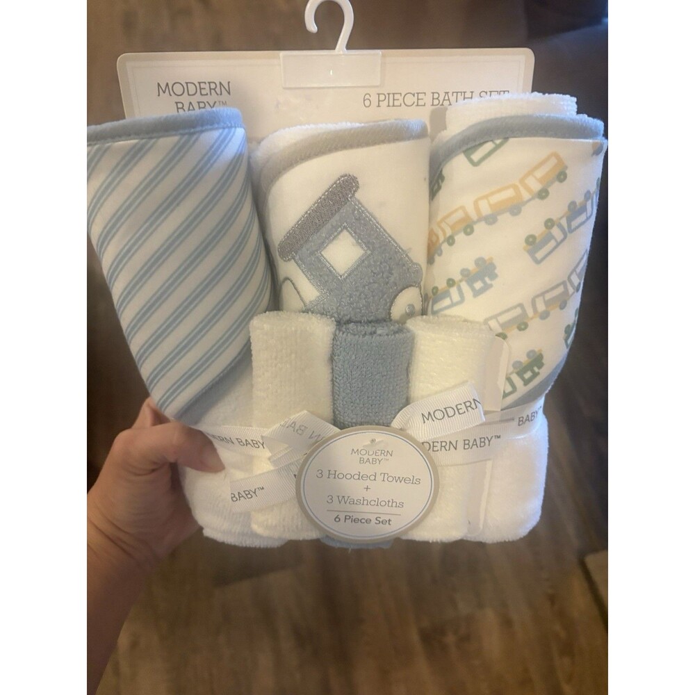 Modern Baby Hooded Towels and Washcloths Set 6 Piece Bathroom Essentials